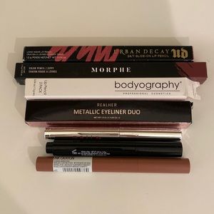 Lip & eye bundle. Some have been swatched but are all new.  Try out new colors!